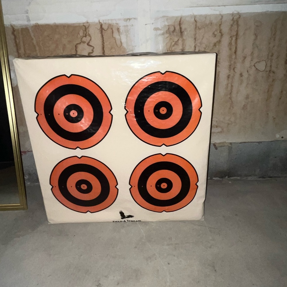 Bow and arrow target or shooting target